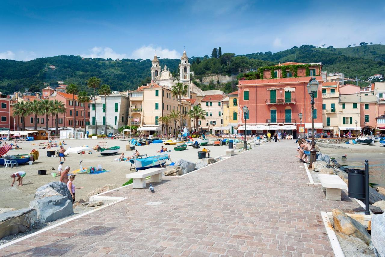 Goccia Di Mare 50M From The Sea - Happy Rentals Alassio Exterior foto